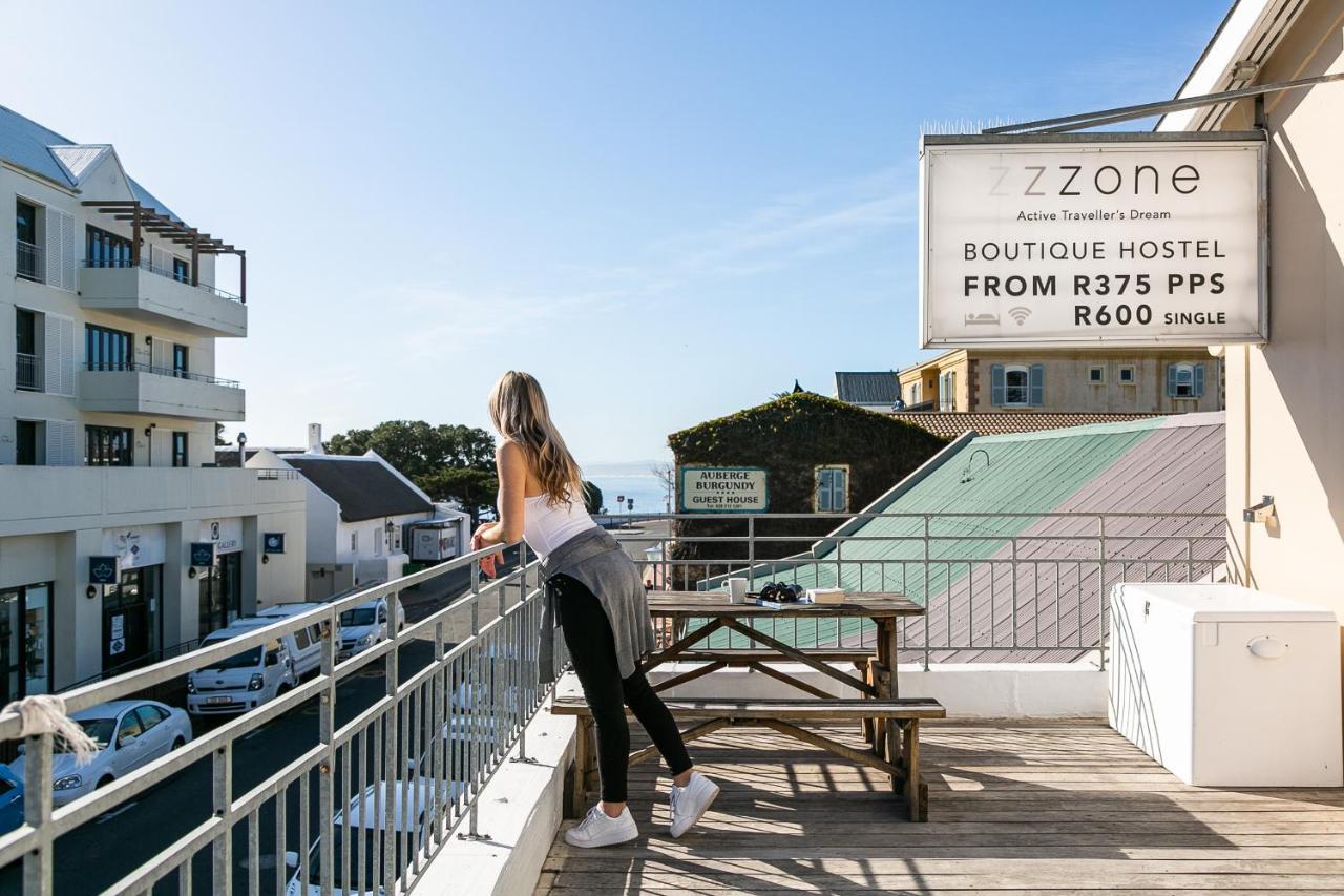 Zzzone Boutique Hostel Hermanus Bagian luar foto