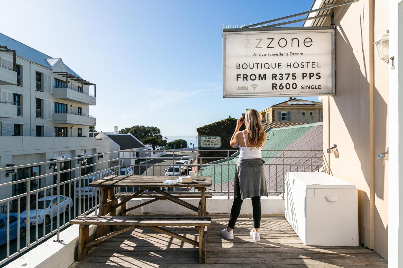 Zzzone Boutique Hostel Hermanus Bagian luar foto