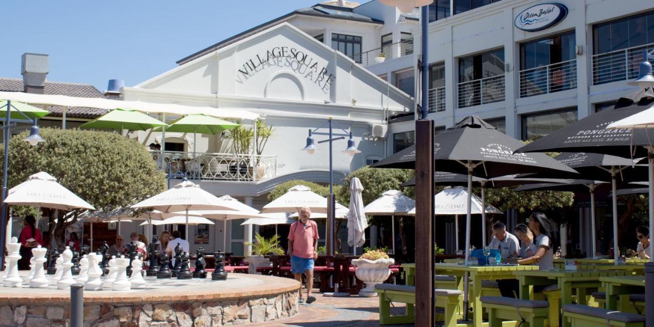 Zzzone Boutique Hostel Hermanus Bagian luar foto